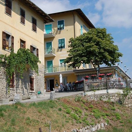 Hotel Panorama Riva del Garda Exterior foto